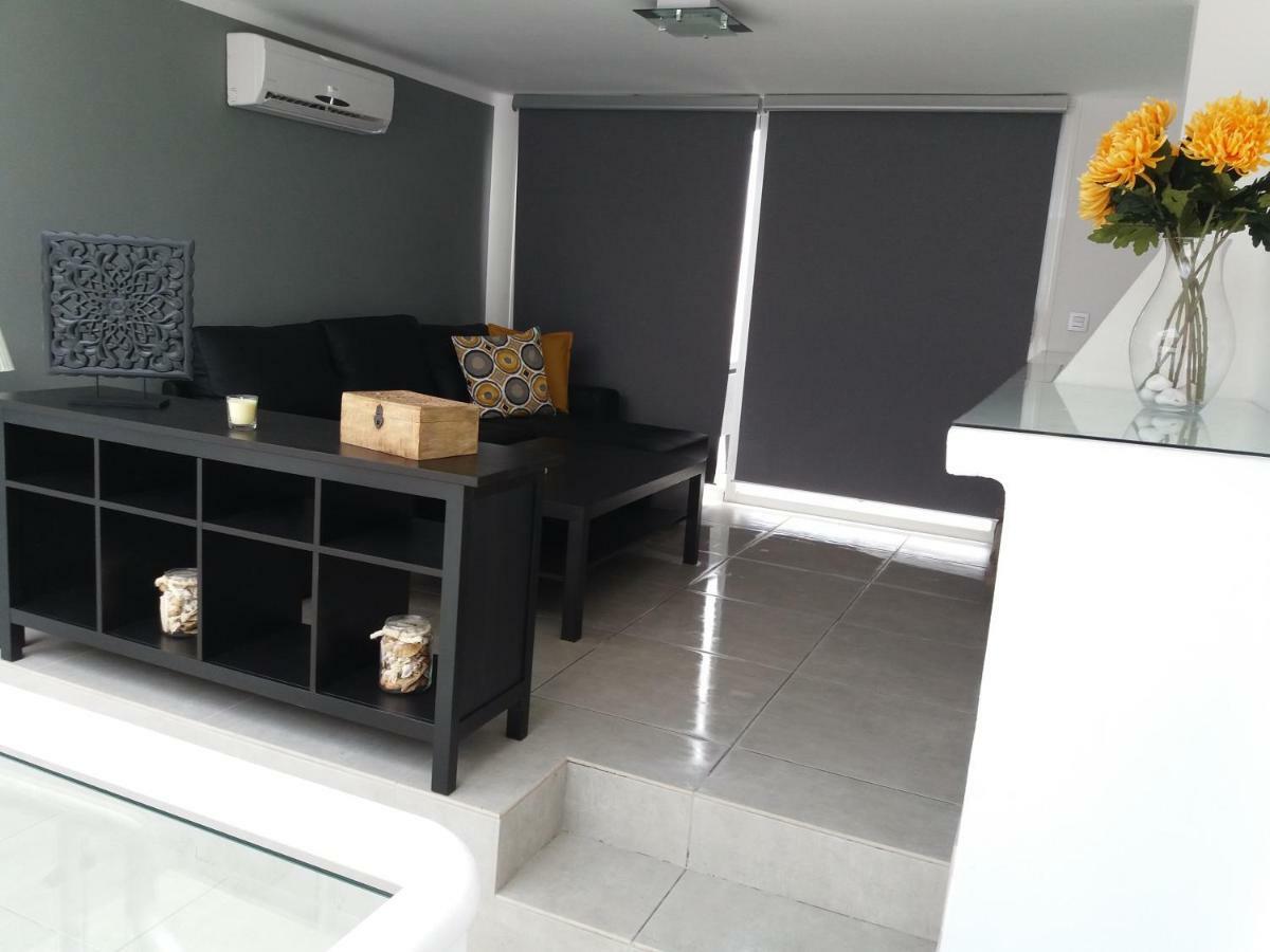 Appartement Vivienda Tauro à Puerto del Carmen  Extérieur photo
